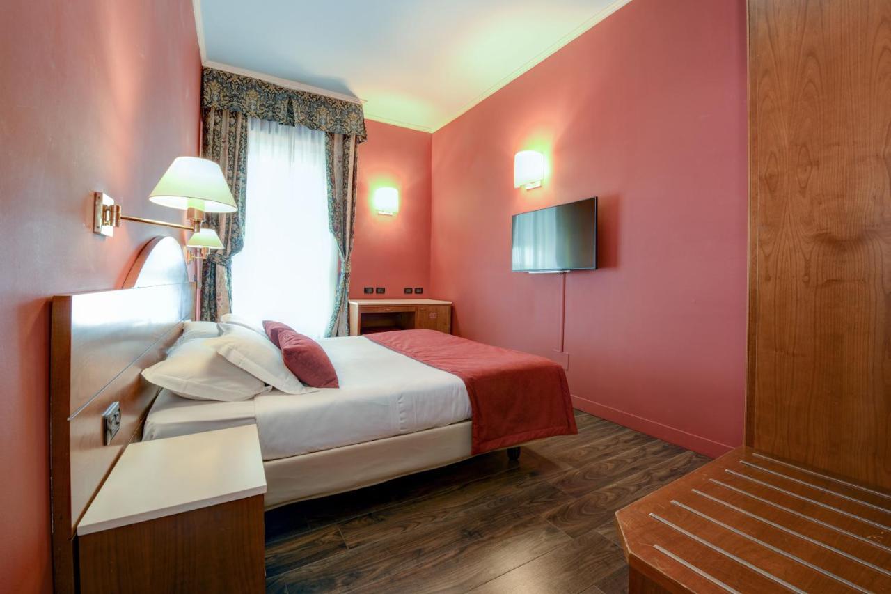 Hotel City Desenzano del Garda Exterior photo