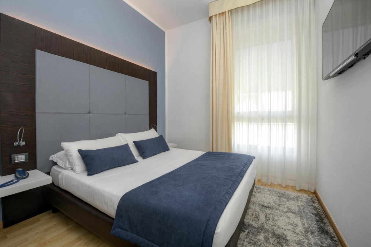 Hotel City Desenzano del Garda Exterior photo