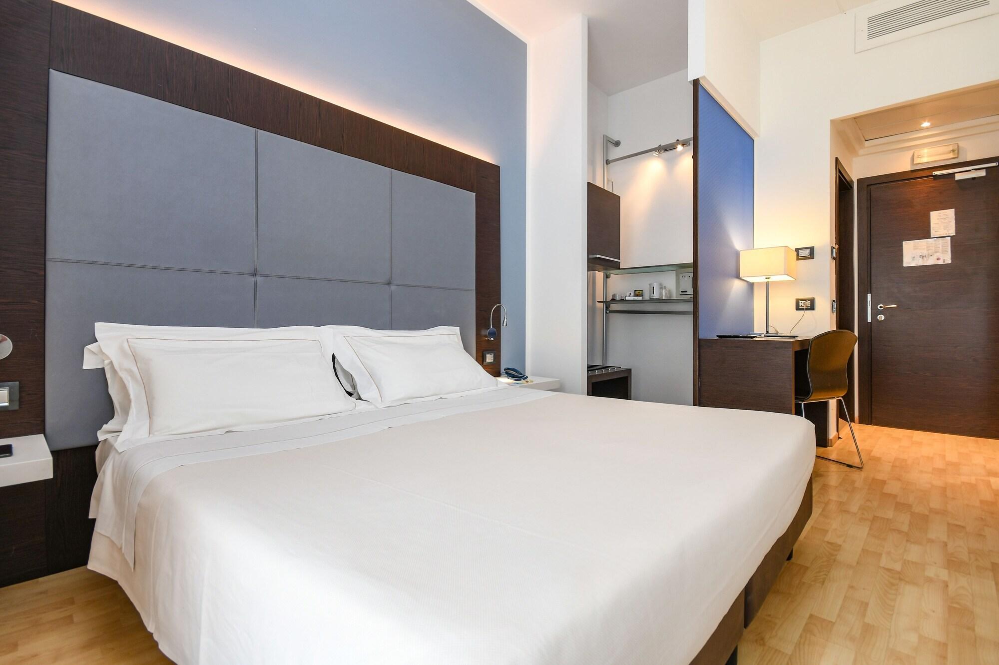 Hotel City Desenzano del Garda Exterior photo