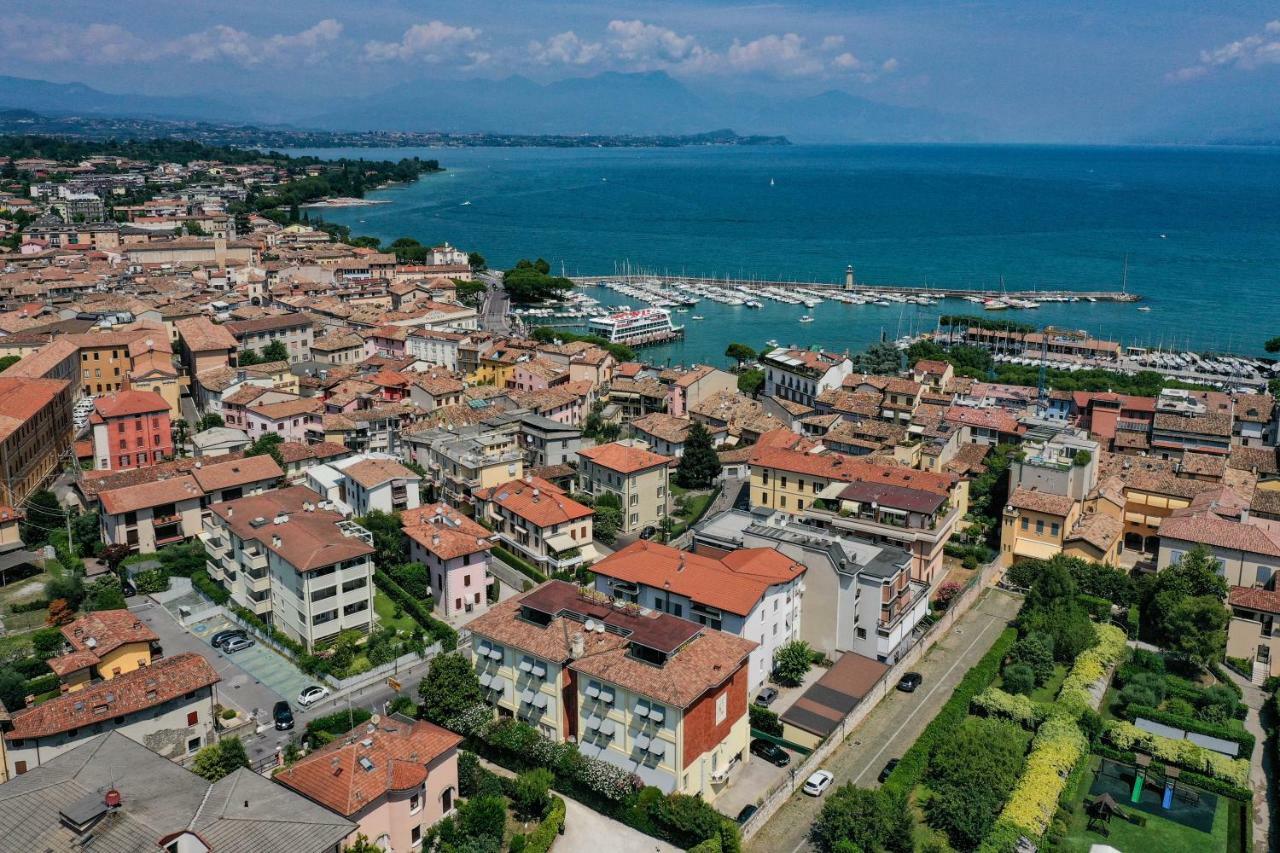 Hotel City Desenzano del Garda Exterior photo