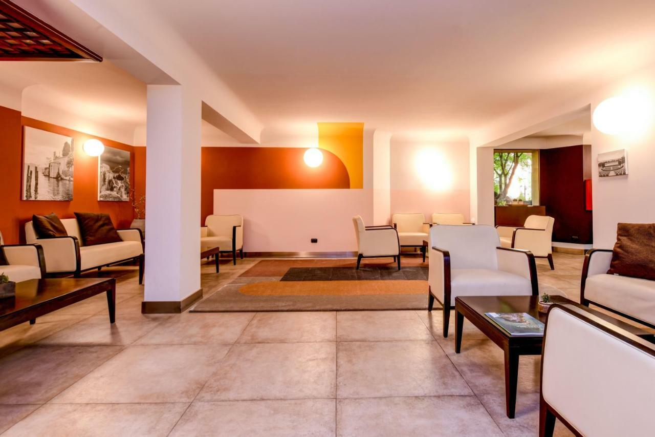 Hotel City Desenzano del Garda Exterior photo